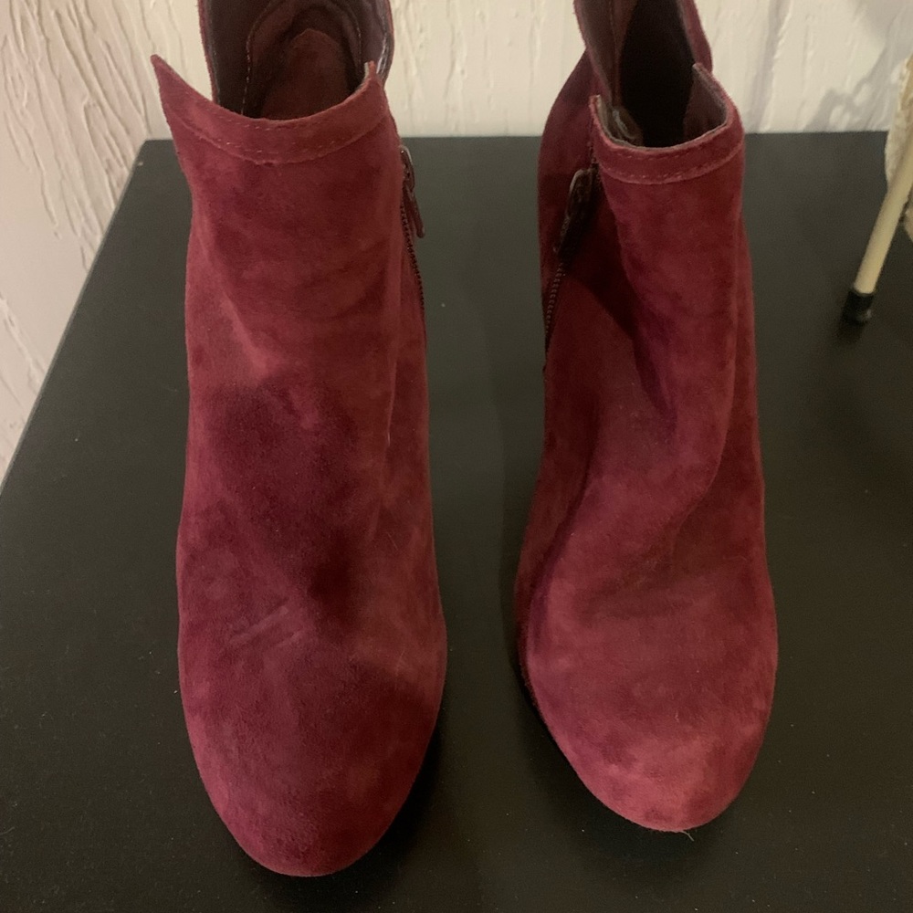 Maroon suede maroon boot heels